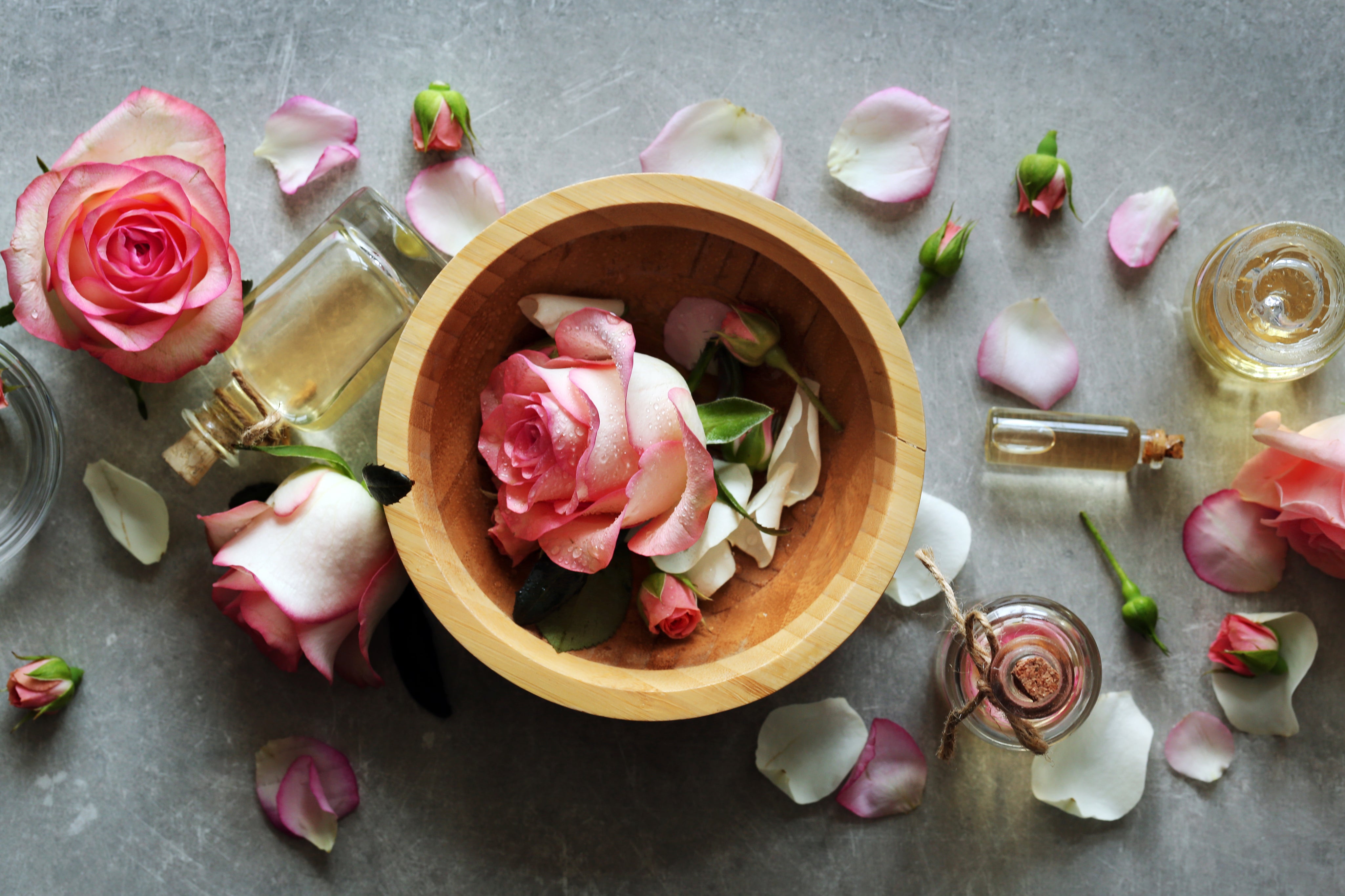 Essential_Oils_512031760.jpg